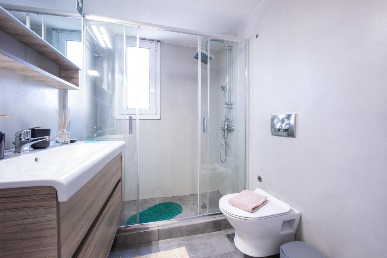 Apartment With Parking Near Medical Center Ateny Zewnętrze zdjęcie