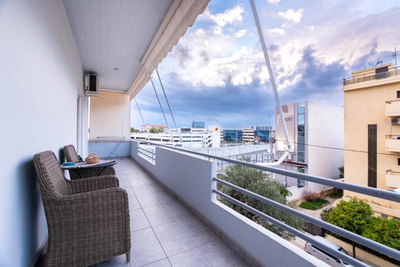 Apartment With Parking Near Medical Center Ateny Zewnętrze zdjęcie